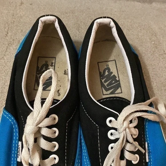 VANS Classic Low Top Blue And Black Sneakers Women’s 8 - Picture 5 of 7